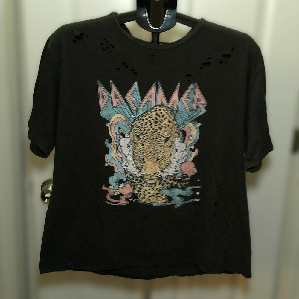 Dreamer distressed tee